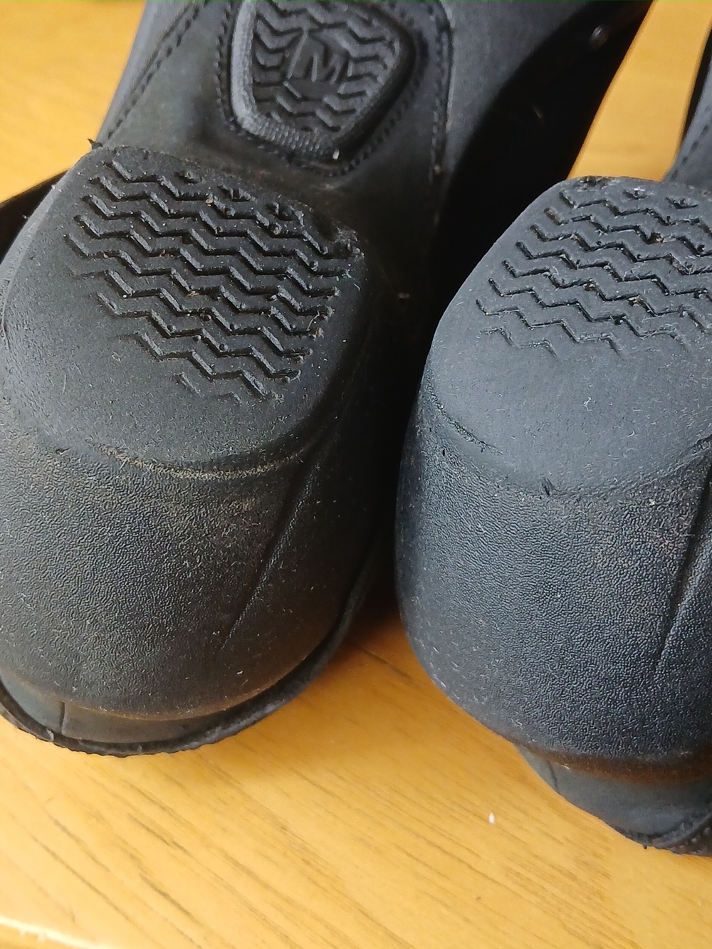 Merrell Luxe Wrap Black Leather Studded Slip-On Clog Mules, Sz 10 - Picture 15 of 15